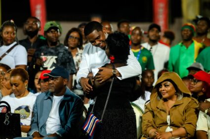 Yaoundé : ambiance au stade militaire de Ngoa Ekélé après le match de gala du 12 mai 2026